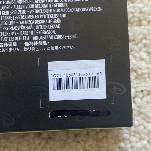 Disney - Picture 5 of 6